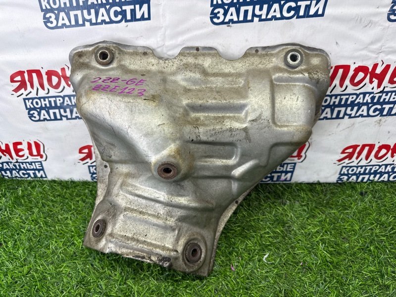 Защита выпускного коллектора TOYOTA COROLLA FIELDER ZZE123 2ZZ-GE (б/у)