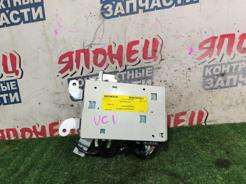 Блок управления навигацией HONDA INSPIRE UC1 J30A (б/у)