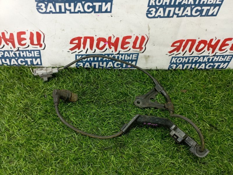 Датчик abs TOYOTA COROLLA SPACIO AE111 4A-FE передний правый (б/у)