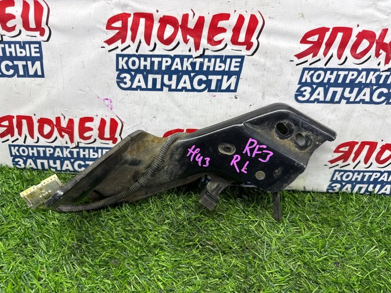 Кронштейн ролика раздвижной двери HONDA STEPWGN RF3 K20A задний левый (б/у)