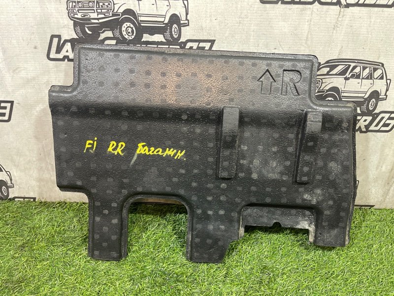 ПЕНОПЛАСТ БАГАЖНИКА TOYOTA FJ CRUISER GSJ15 1GR-FE задний правый (б/у)