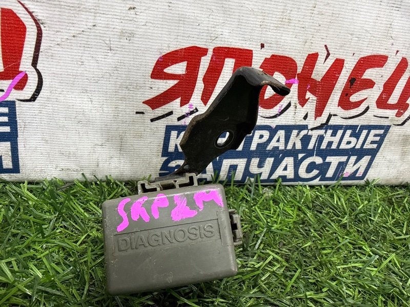 Диагностический разъем MAZDA BONGO SKP2M L8 (б/у)