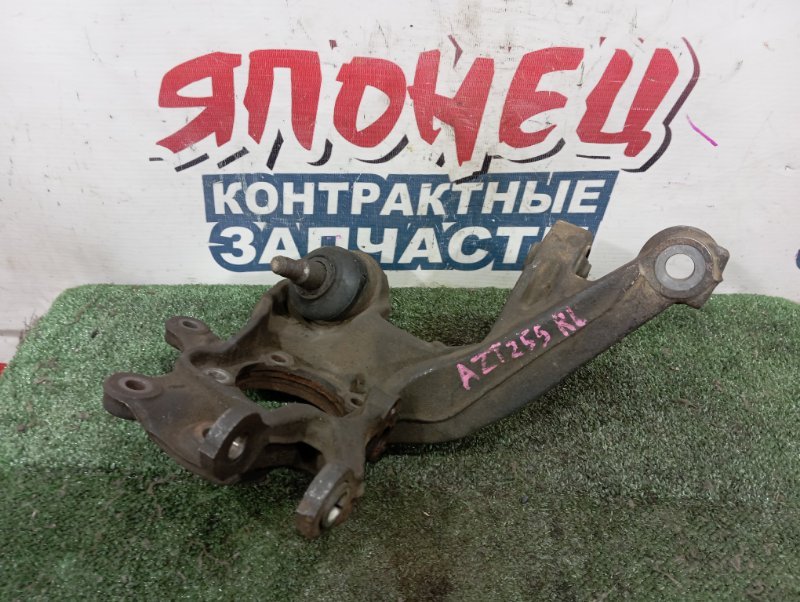 Цапфа TOYOTA AVENSIS AZT255 1AZ-FSE задняя левая (б/у)