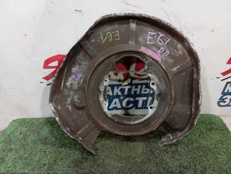 Щиток тормозного диска BMW 5 SERIES E61 задний правый (б/у)