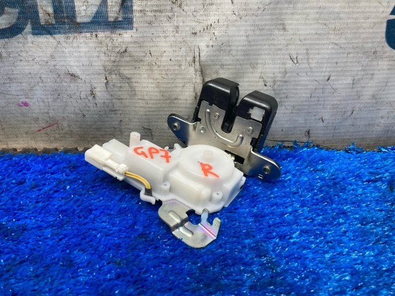 Замок багажника HONDA FIT SHUTTLE GP7 L15A (б/у)