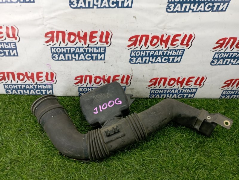 Патрубок воздушного фильтра DAIHATSU TERIOS J100G HC-EJ (б/у)