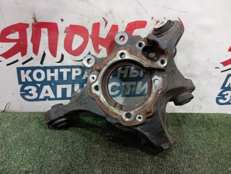 Цапфа BMW X1 E84 N46B20B задняя правая (б/у)