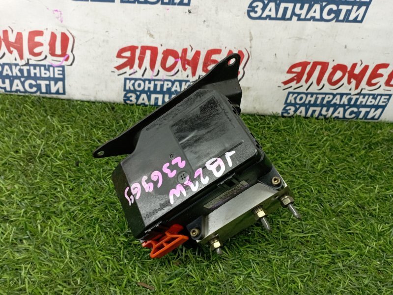 Блок abs SUZUKI JIMNY JB23W K6AT (б/у)