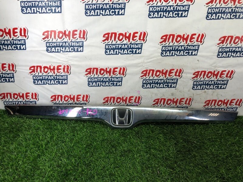 Накладка двери багажника HONDA AIRWAVE GJ1 L15A (б/у)