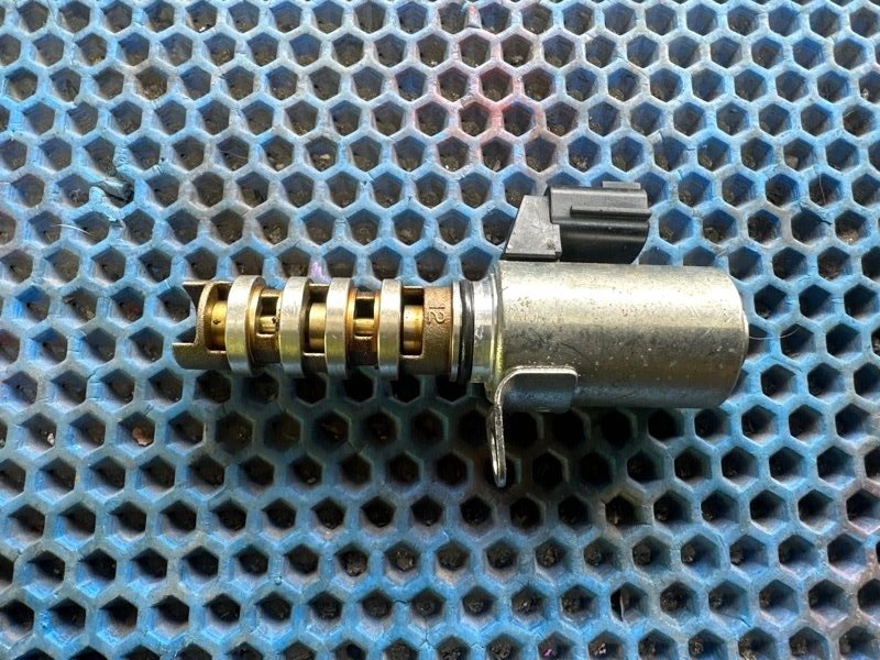Клапан vvt-i CR12 (б/у)