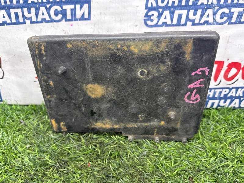 Подставка под аккумулятор HONDA LOGO GA3 D13B (б/у)