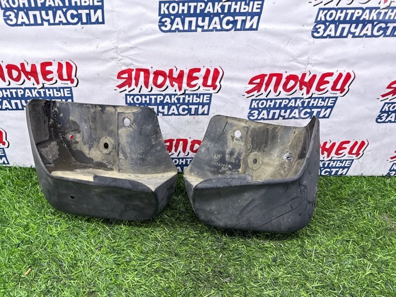 Брызговик SUBARU LEVORG VM4 FB16E задний (б/у)