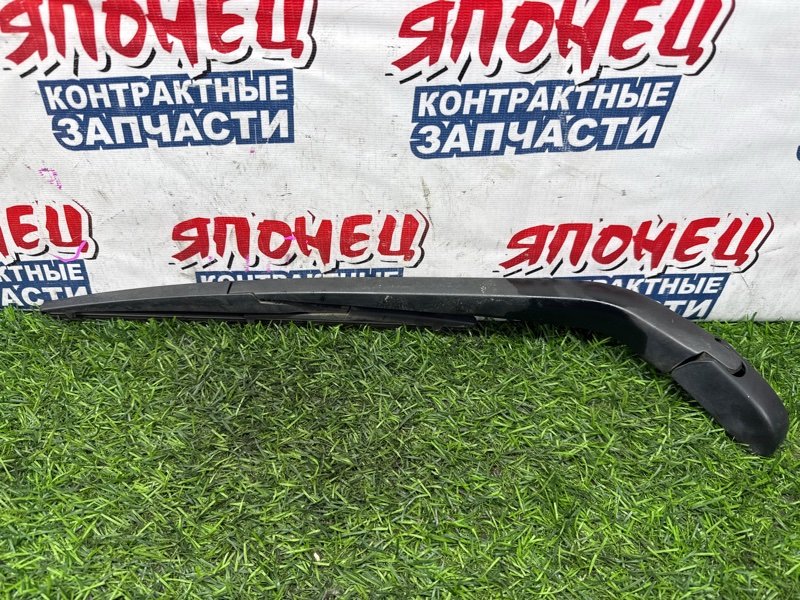 Дворник двери багажника TOYOTA SIENTA NCP175 1NZ-FE (б/у)