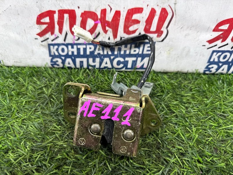 Замок двери багажника TOYOTA COROLLA SPACIO AE111 4A-FE (б/у)