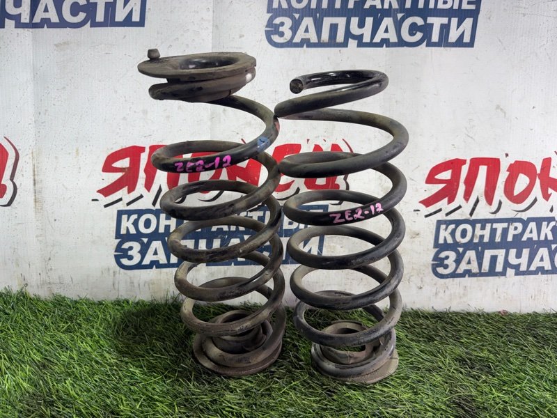 Пружина HONDA INSIGHT ZE2 LDA задняя (б/у)