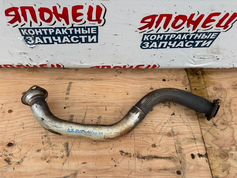 Приемная труба TOYOTA NOAH AZR60 1AZ-FSE (б/у)