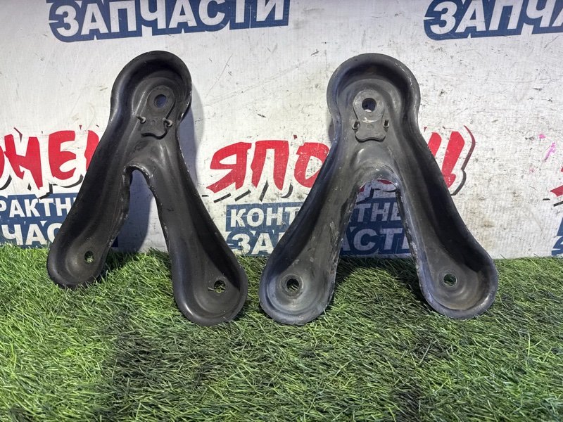 Крепление балки подвески TOYOTA ALPHARD ANH20 2AZ-FE переднее (б/у)