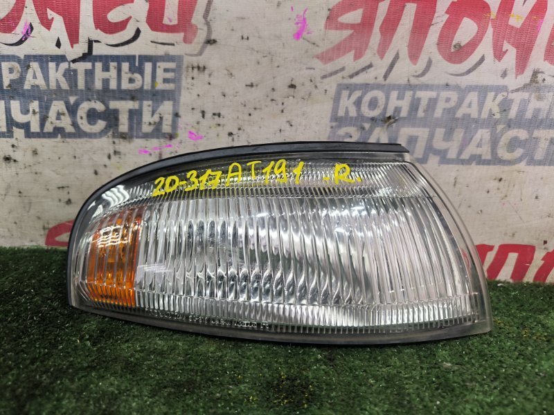 Габарит TOYOTA CARINA AT191 7A-FE передний правый (б/у)