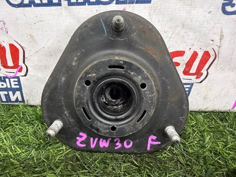 Опора стойки TOYOTA PRIUS ZVW30 2ZR-FXE передняя (б/у)