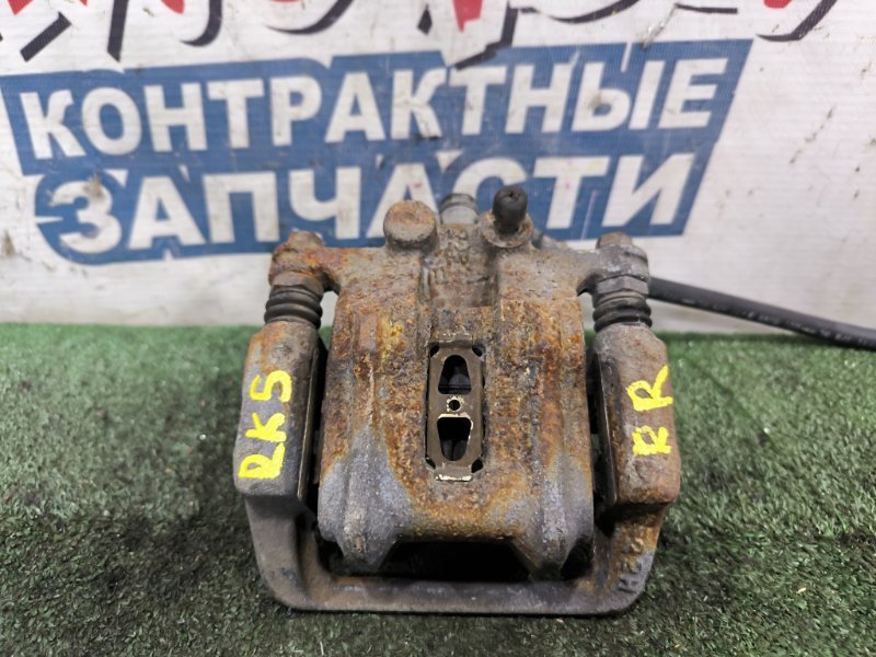 Суппорт HONDA STEPWGN RK5 R20A задний правый (б/у)