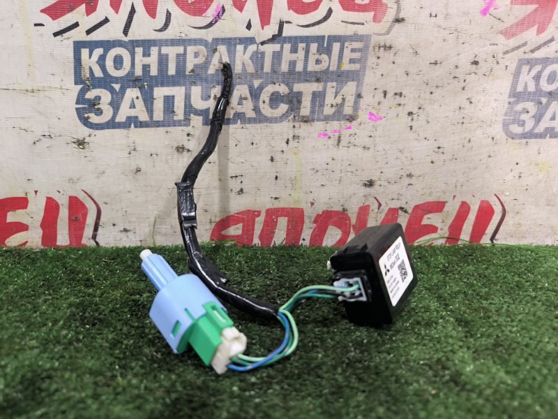 Реле Стоп Сигналов MITSUBISHI RVR GA3W 4B10 (б/у)