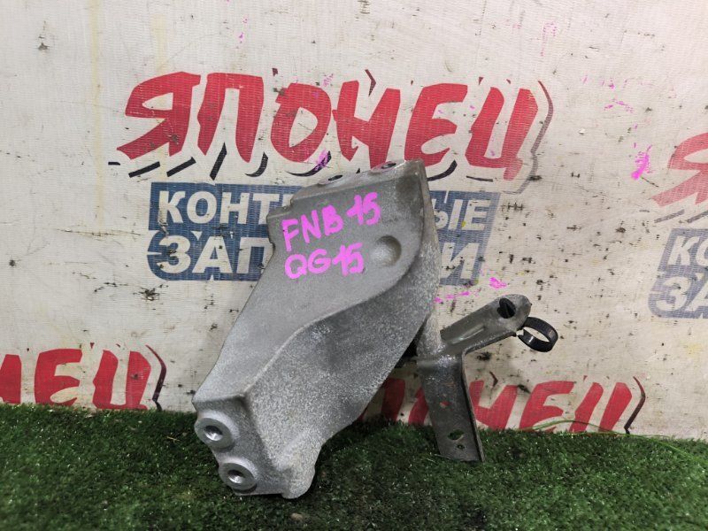 Кронштейн впускного коллектора NISSAN SUNNY FNB15 QG15DE (б/у)