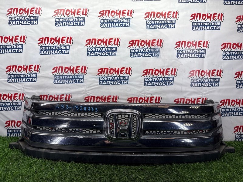 Решетка радиатора HONDA FREED SPIKE GB3 L15A (б/у)