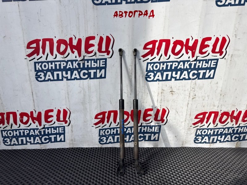 Амортизатор багажника TOYOTA VITZ SCP90 1SZ-FE 2009 (б/у)