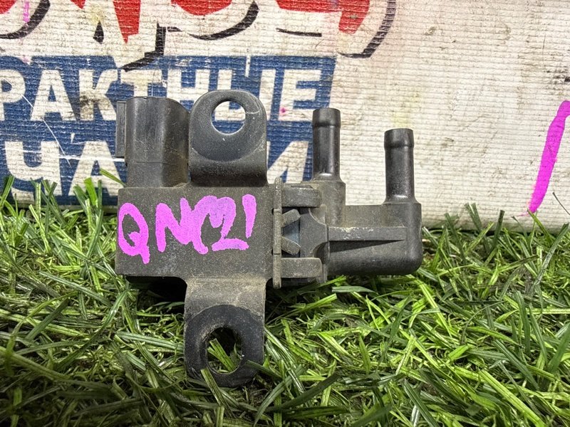 Клапан вакуумный TOYOTA BB QNC21 3SZ-VE (б/у)