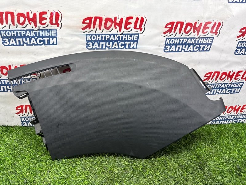 Накладка на торпеду TOYOTA BB QNC21 3SZ-VE правая (б/у)