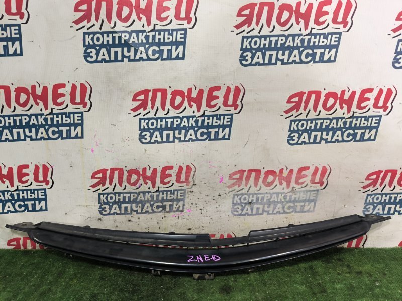 Решетка радиатора TOYOTA WISH ZNE10 1ZZ-FE (б/у)