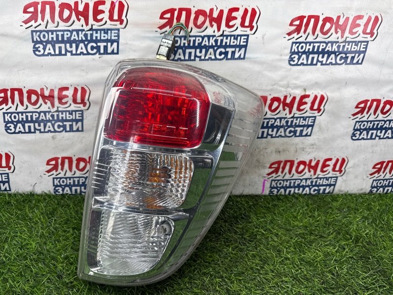 Стоп-сигнал TOYOTA RUSH J200E 3SZ-VE задний правый (б/у)