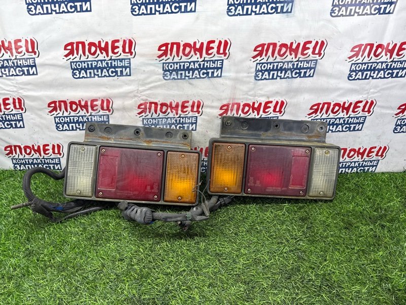 Стоп-сигнал ISUZU ELF NHR69E 4JG2 (б/у)