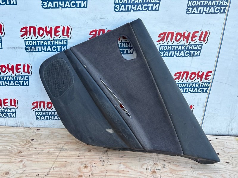 Обшивка двери NISSAN PRIMERA WTP12 QR20DE задняя правая (б/у)