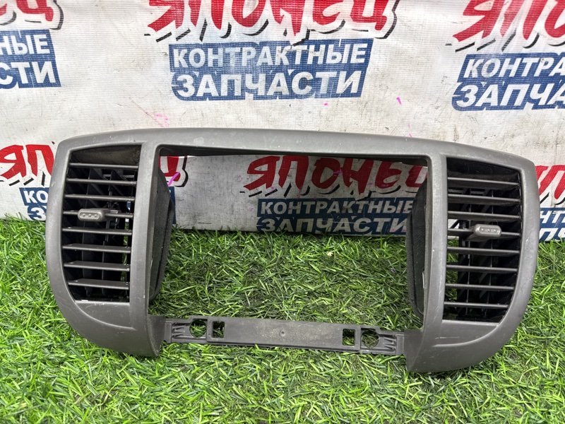 Консоль магнитофона NISSAN MARCH AK12 CR12DE (б/у)