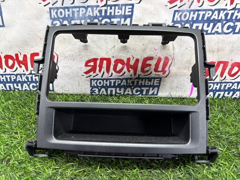 Консоль магнитофона TOYOTA ALPHARD ANH20 2AZ-FE (б/у)