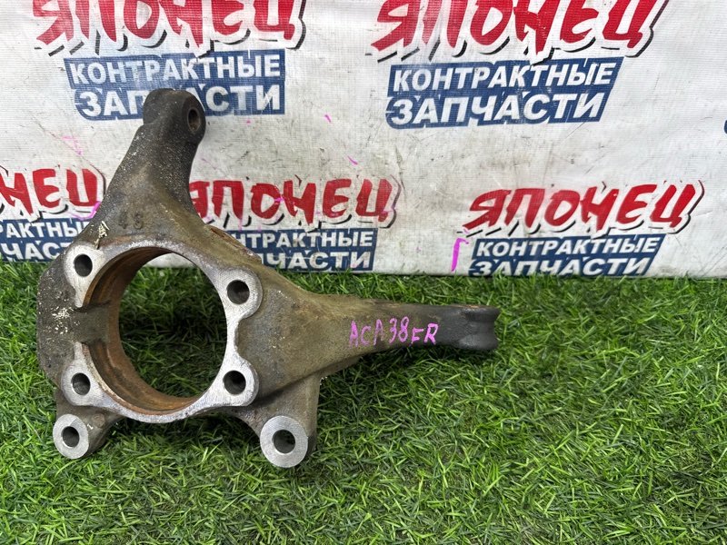 Цапфа TOYOTA VANGUARD ACA38 2AZ-FE передняя правая (б/у)