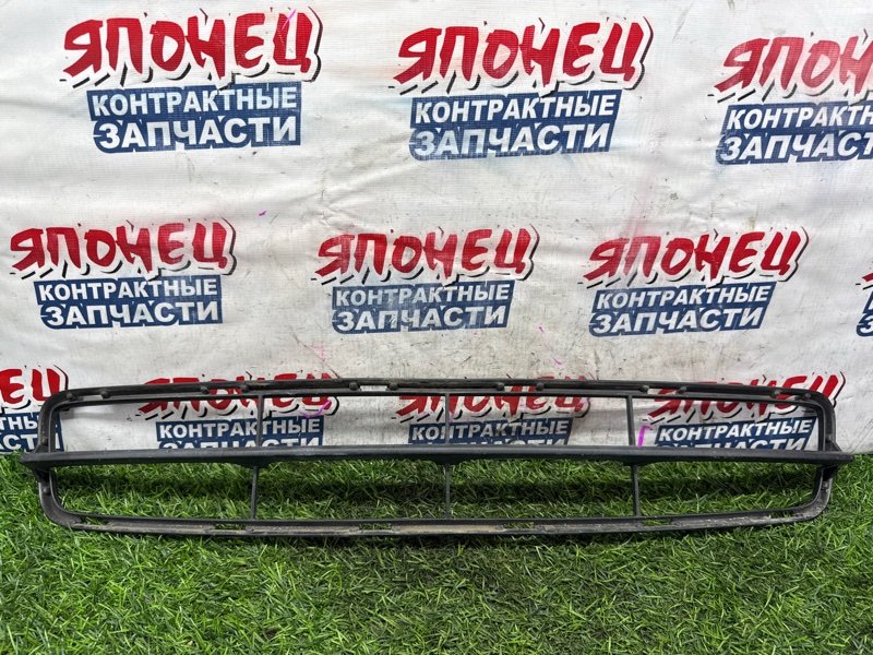 Решетка бамперная TOYOTA PREMIO ZZT240 1ZZ-FE (б/у)