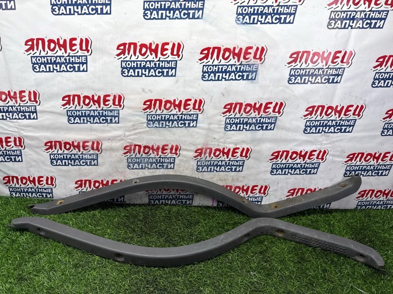 Накладка на порог ISUZU ELF NHR69E 4JG2 передняя (б/у)