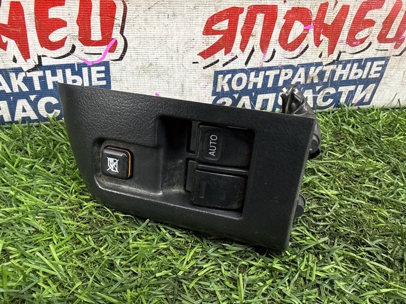 Блок упр. стеклоподъемниками TOYOTA LITEACE S412M 3SZ-VE передний правый (б/у)