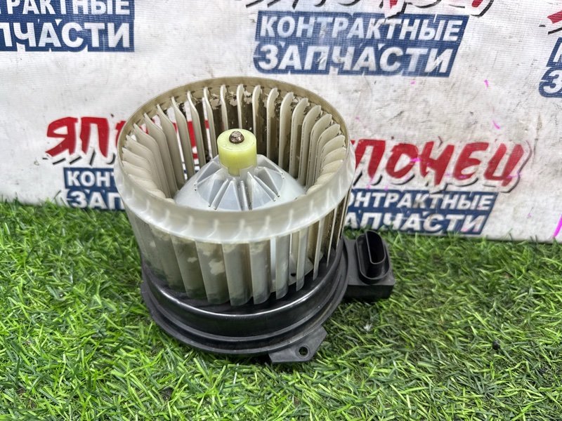 Мотор печки TOYOTA PASSO KGC10 1KR-FE (б/у)