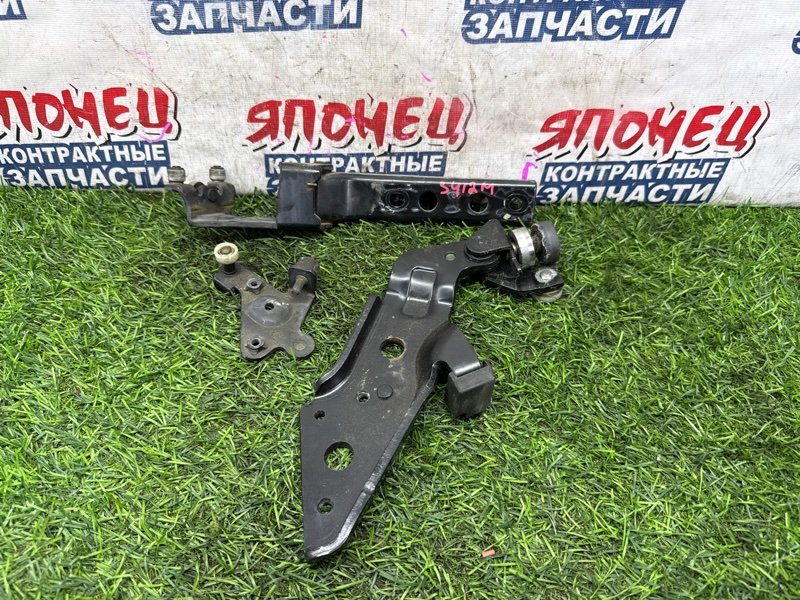 Ролик раздвижной двери NISSAN SERENA TC24 QR20DE задний правый (б/у)