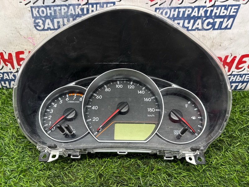 Панель приборов TOYOTA RACTIS NCP120 1NZ-FE (б/у)