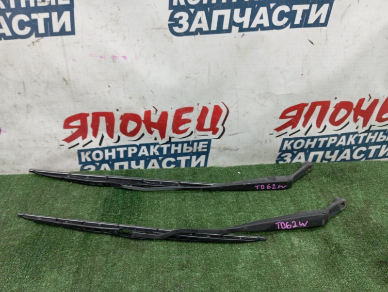 Дворник SUZUKI ESCUDO TD62W H25A передний (б/у)