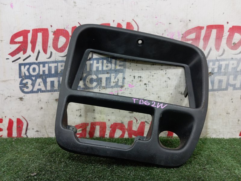 Консоль центральная SUZUKI ESCUDO TD62W H25A (б/у)