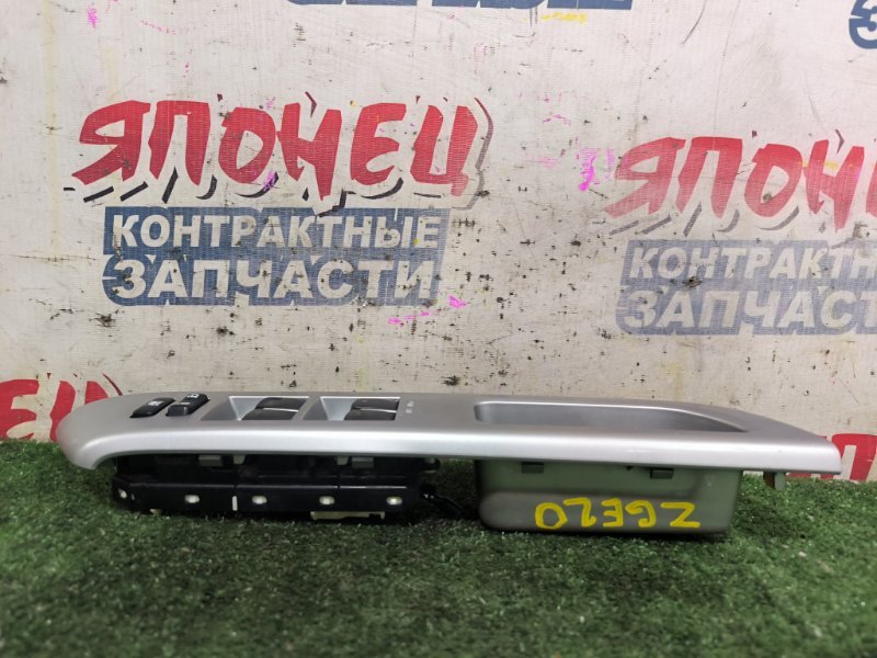 Блок упр. стеклоподъемниками TOYOTA WISH ZGE20 2ZR-FAE передний правый (б/у)