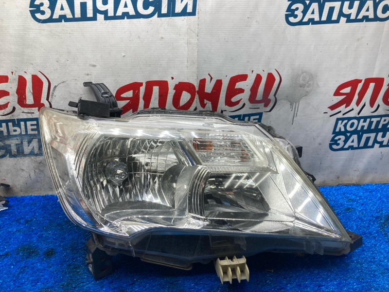 Фара SUZUKI LANDY C26 MR20DD правая (б/у)