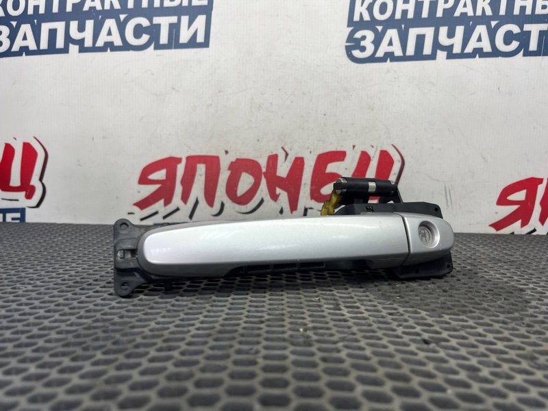 Ручка двери внешняя TOYOTA RACTIS NCP100 1NZ-FE 2005 передняя левая (б/у)