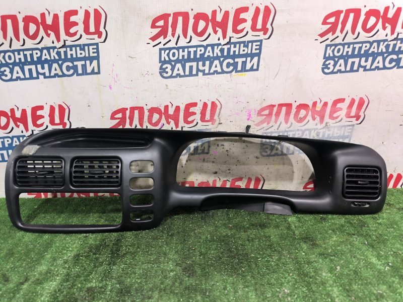 Консоль панели приборов SUZUKI ESCUDO TD62W H25A (б/у)