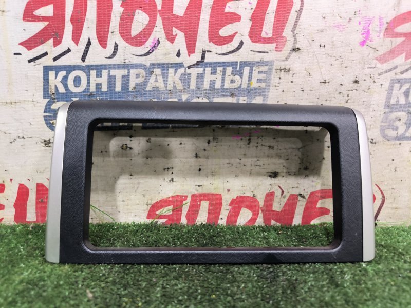 Консоль магнитофона TOYOTA WISH ZGE20 2ZR-FAE (б/у)